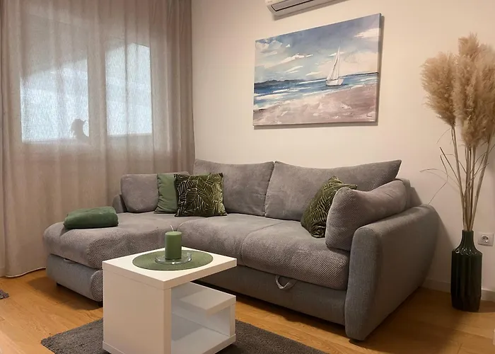 Lily Apartment - Flexible Selfcheckins 48- Luxury- Extra Big Terrace With Jacuzzi