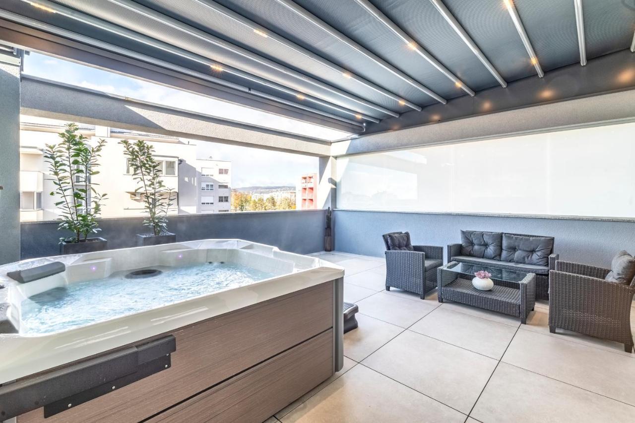 Appartamento Lily - Flexible Selfcheckins 48- Luxury- Extra Big Terrace With Jacuzzi *